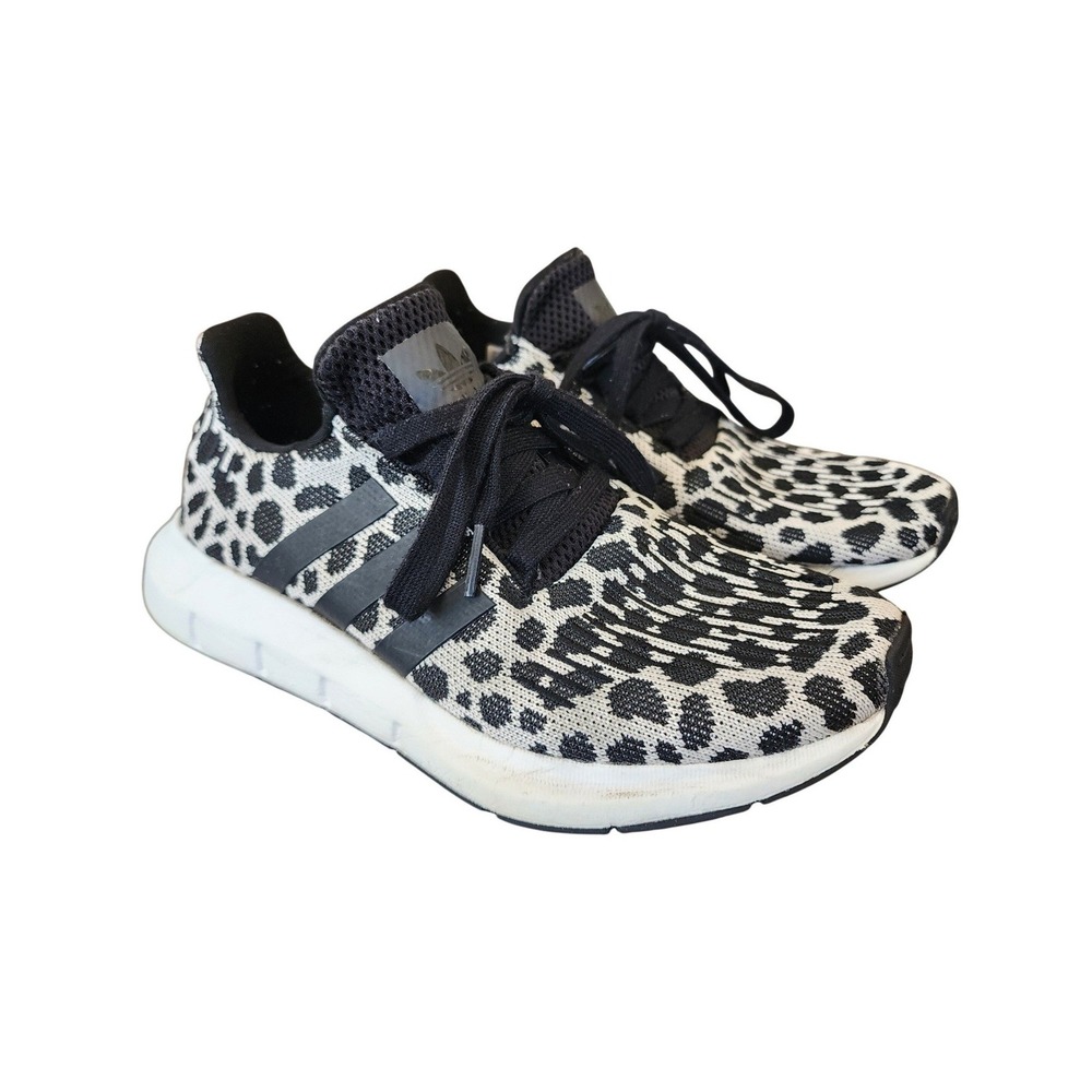 Adidas Swift Run Womens Leopard Animal Print Monochrime Knit Sneakers Size 7 US